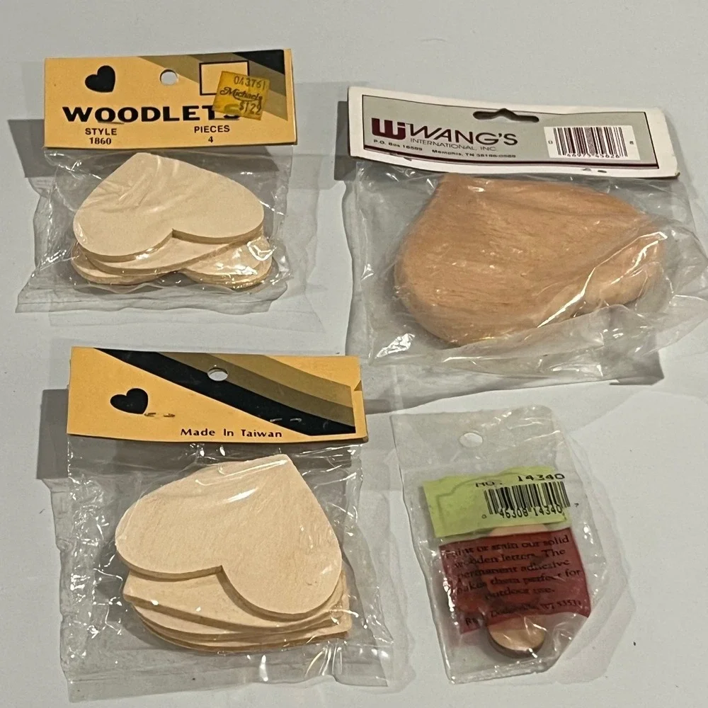 WOODLETS UJ WANG'S Wooden Hearts Craft Pieces Lot of‎ 3 New Sealed